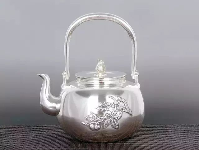 純銀制品銀壺如何做好日常保養?